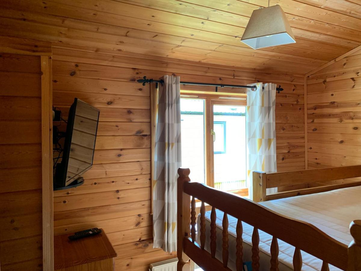 Immaculate 3-Bed Lodge In Hawick Zewnętrze zdjęcie