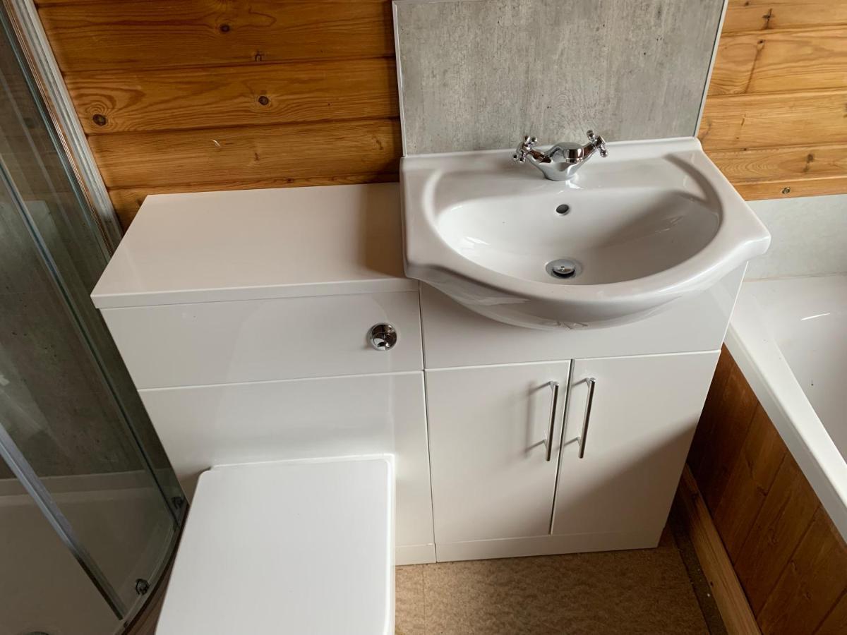 Immaculate 3-Bed Lodge In Hawick Zewnętrze zdjęcie