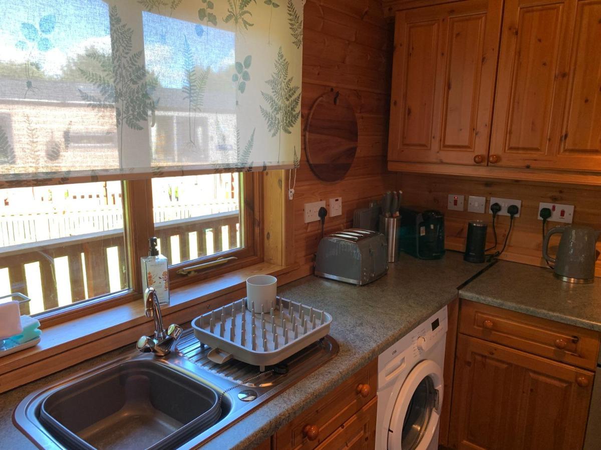 Immaculate 3-Bed Lodge In Hawick Zewnętrze zdjęcie